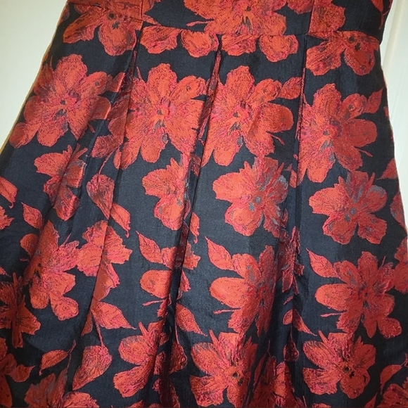 Calvin Klein Black and Red Floral Jaquard Mini Dress - Excellent Condition - S 2 - Picture 4 of 5